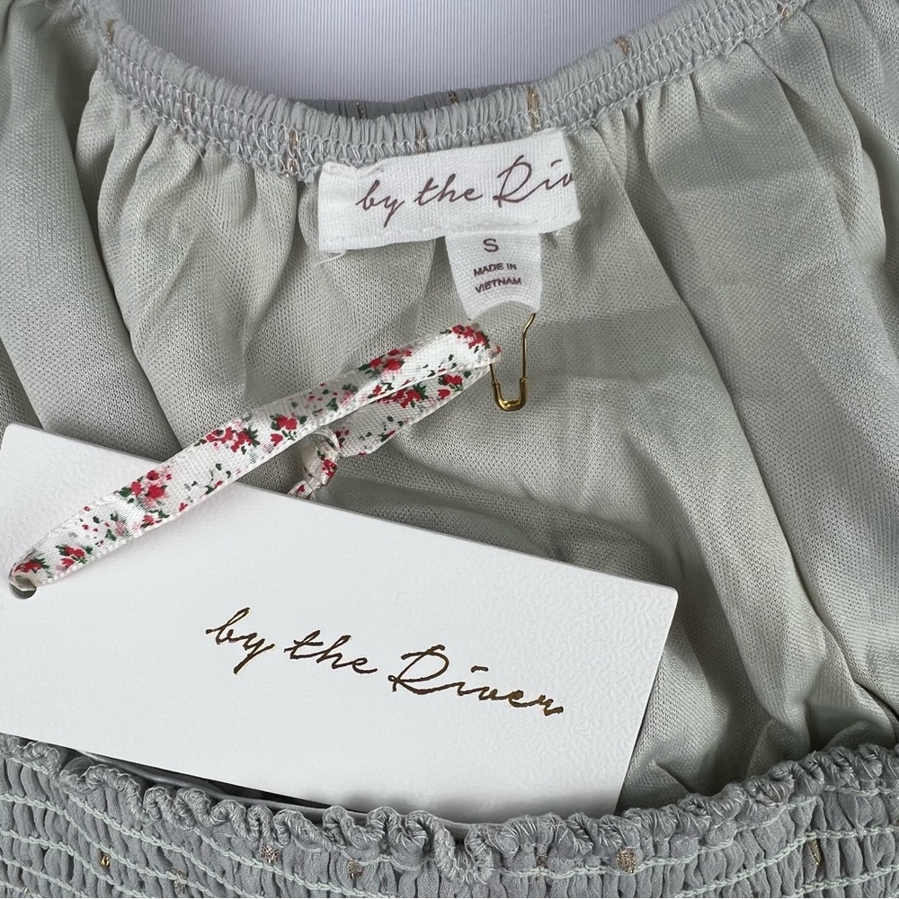By The River Smocked Crop Top Small Square Neck Puff Sleeve Blouse Gray Gold Dot - Picture 5 of 6